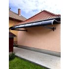 2x4 méteres, falra szerelhető előtető